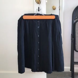 ModCloth Black skirt with pockets- size Large